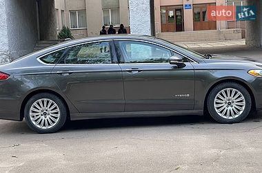 Седан Ford Fusion 2013 в Одесі