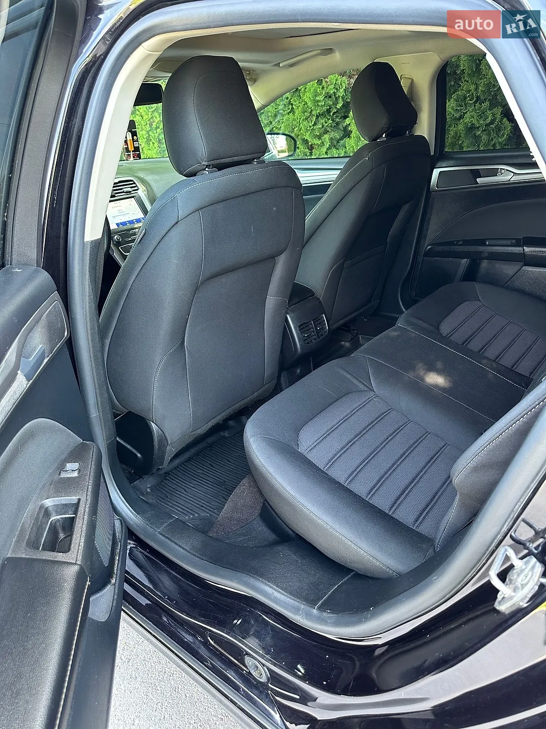 2020 Ford Fusion - мініатюра 24