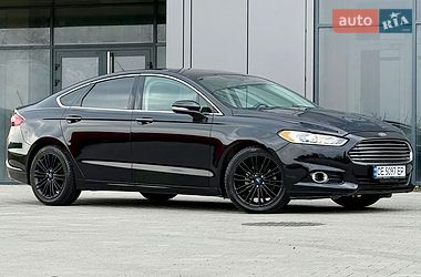 Седан Ford Fusion 2015 в Чернівцях