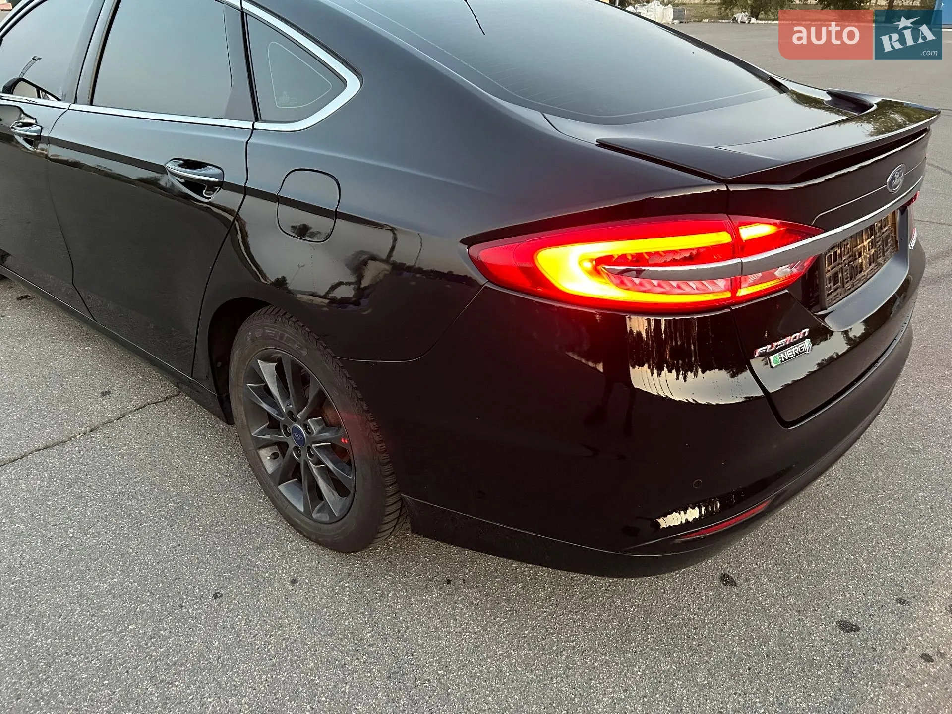 2016 Ford Fusion - мініатюра 10