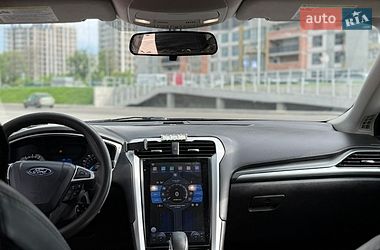Седан Ford Fusion 2016 в Киеве фото 10 Седан Ford Fusion 2016 в Киеве