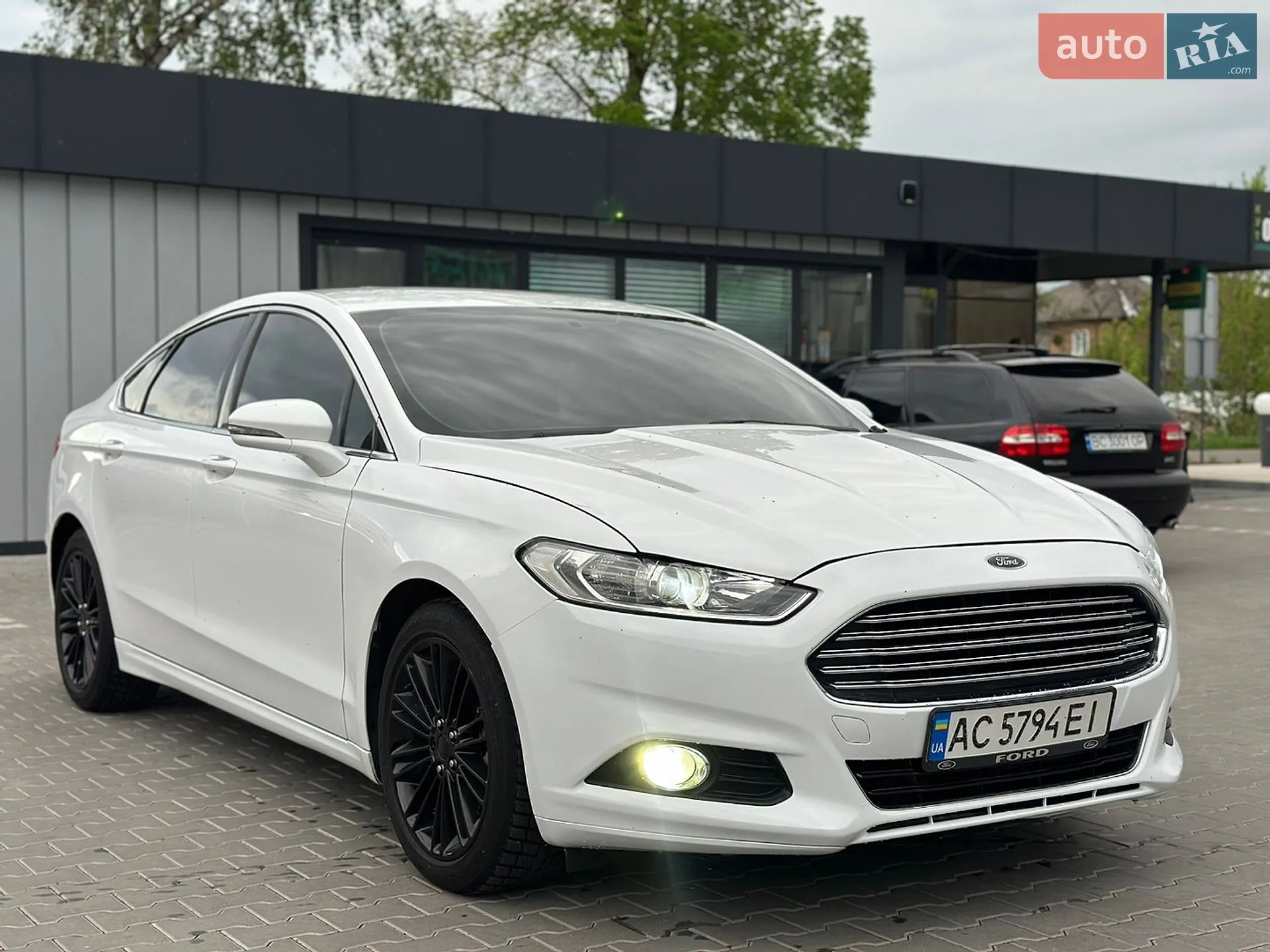 2013 Ford Fusion - мініатюра 9