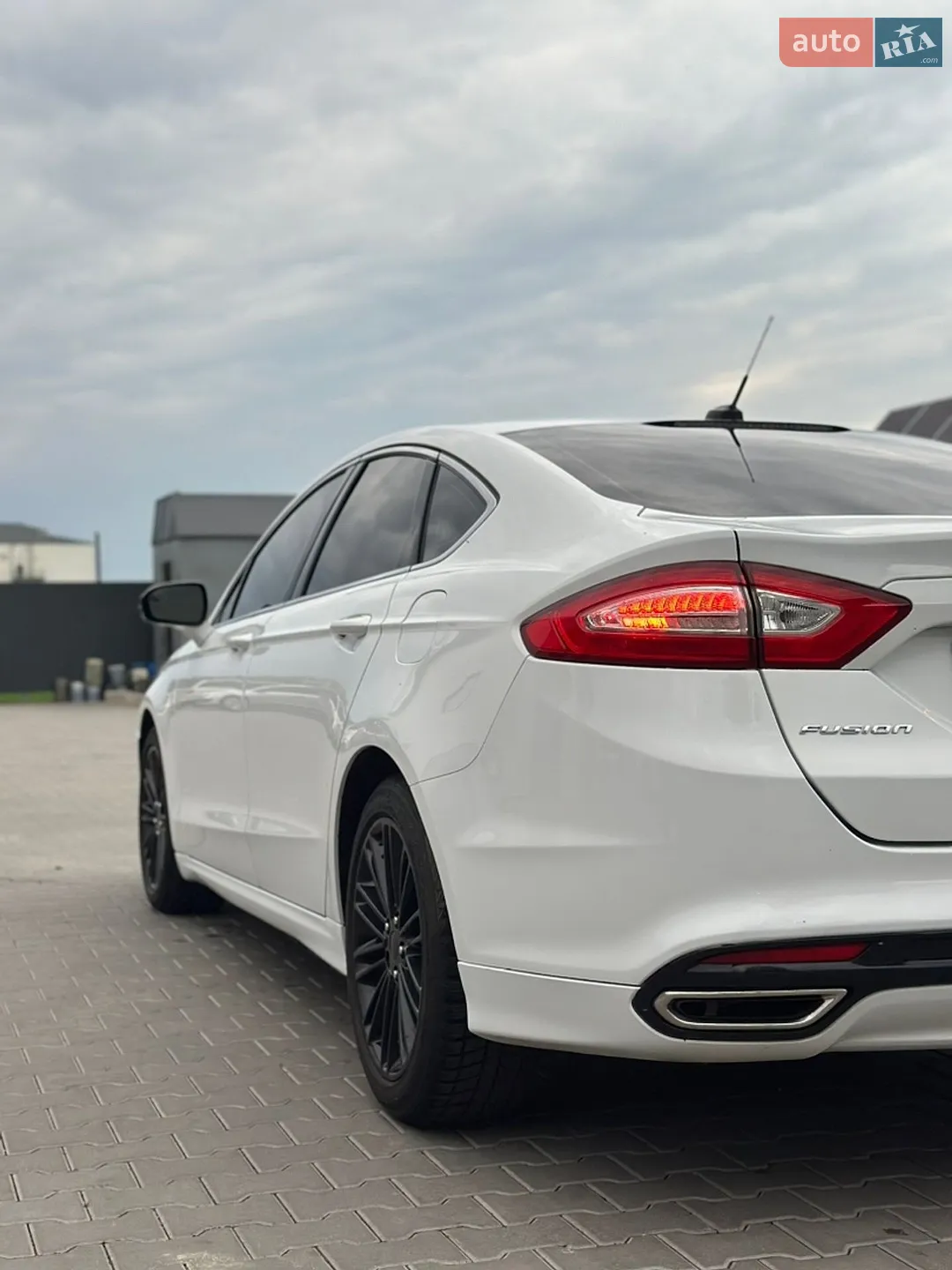 2013 Ford Fusion - мініатюра 26
