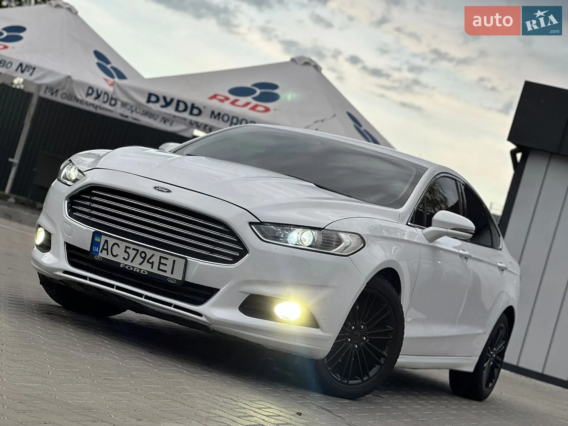 2013 Ford Fusion - мініатюра 41