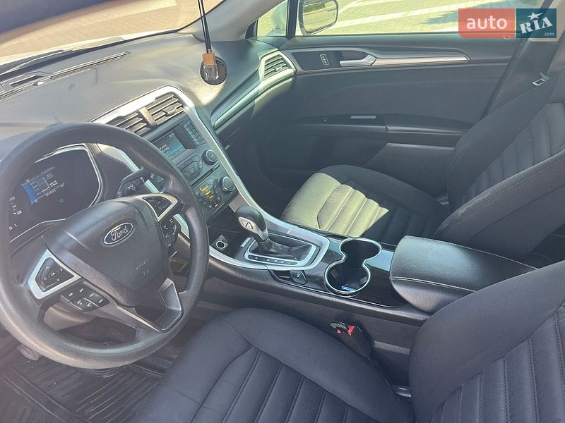 Седан Ford Fusion 2014 в Виннице