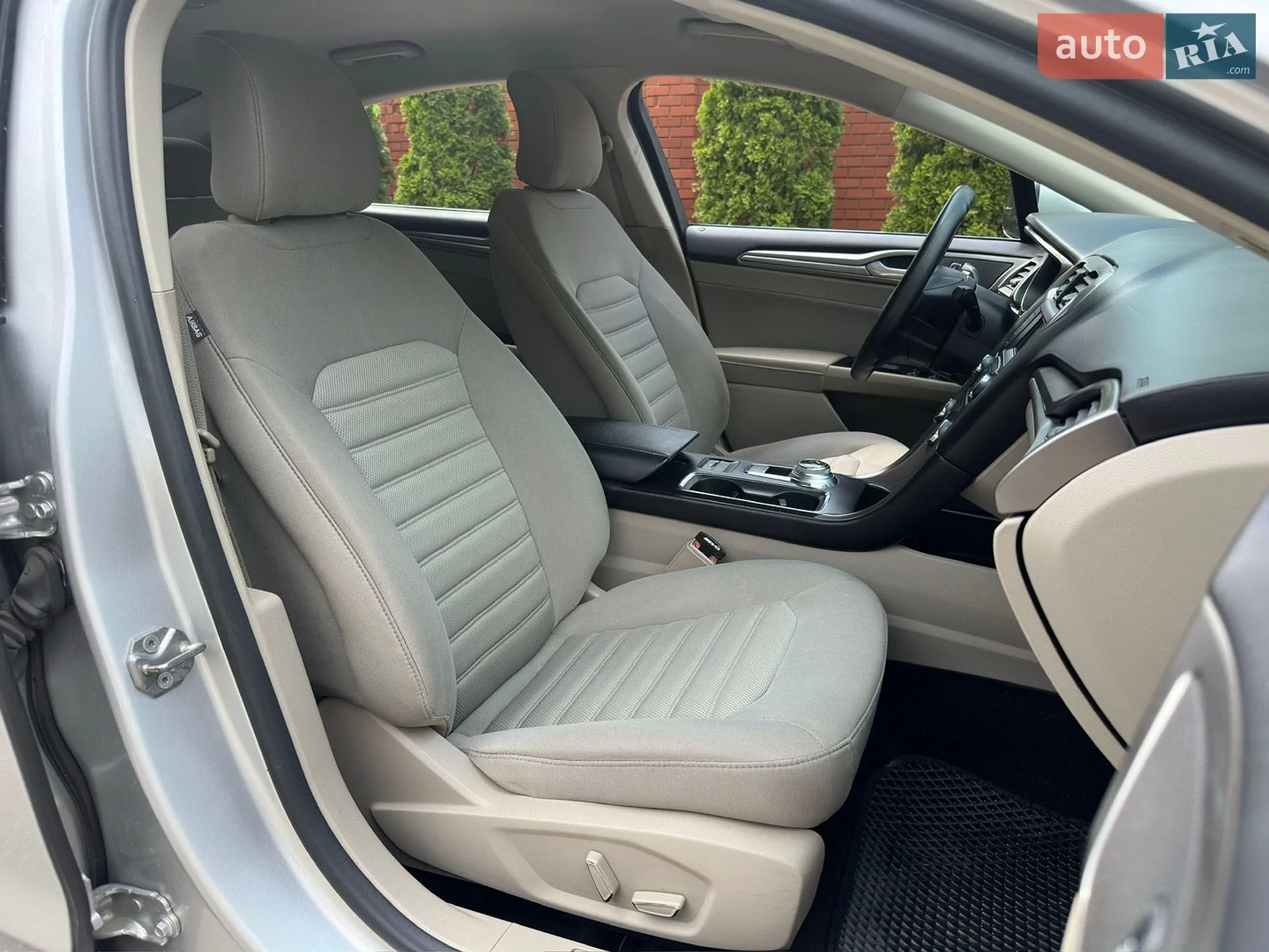 2016 Ford Fusion - мініатюра 11
