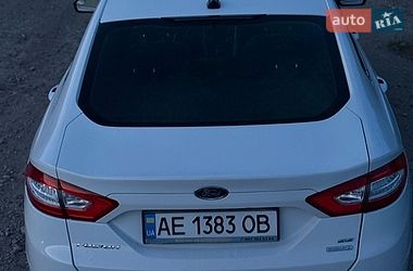 Седан Ford Fusion 2013 в Павлограді