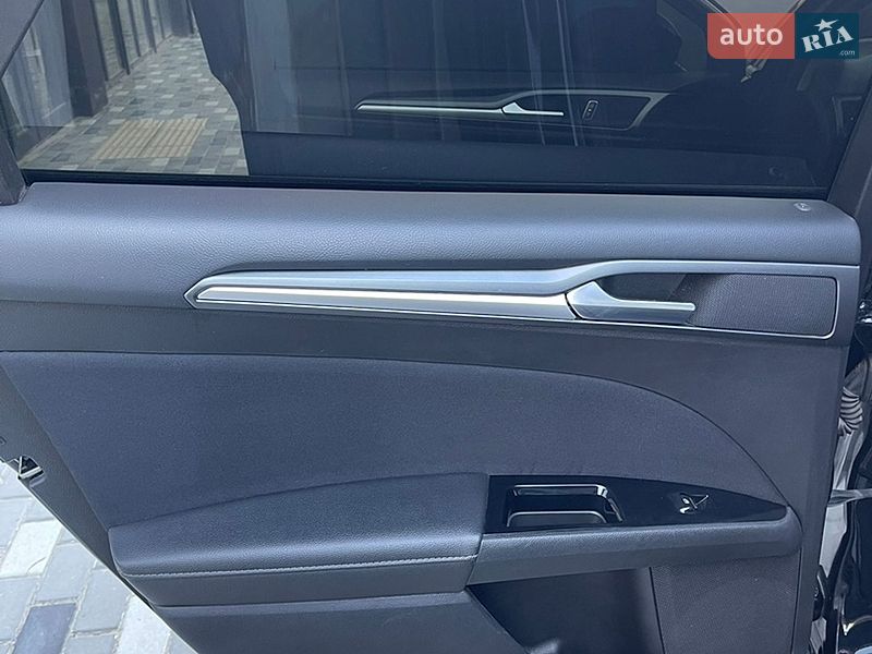 Седан Ford Fusion 2016 в Полтаве