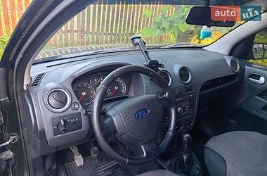 Хэтчбек Ford Fusion 2007 в Черновцах