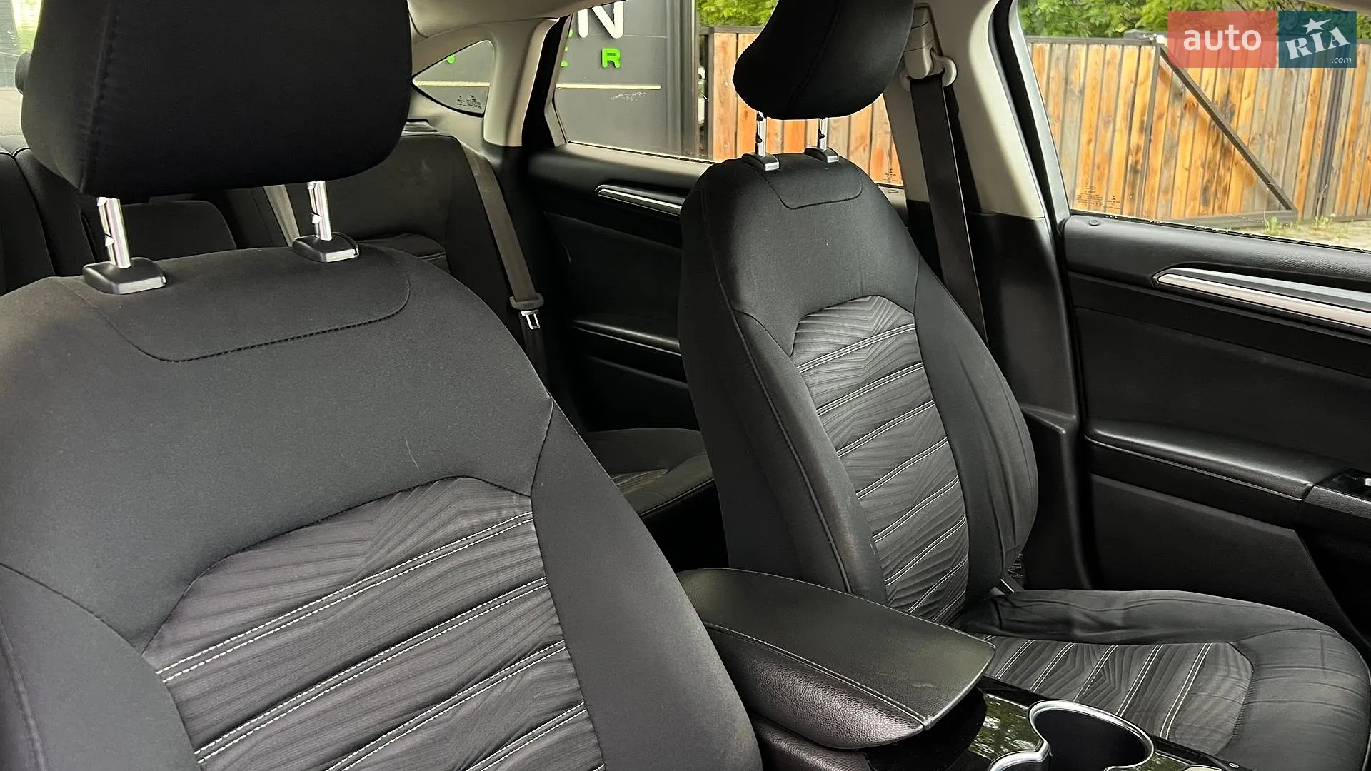 2016 Ford Fusion - мініатюра 35