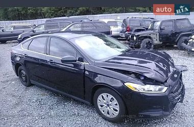 Седан Ford Fusion 2013 в Лубнах