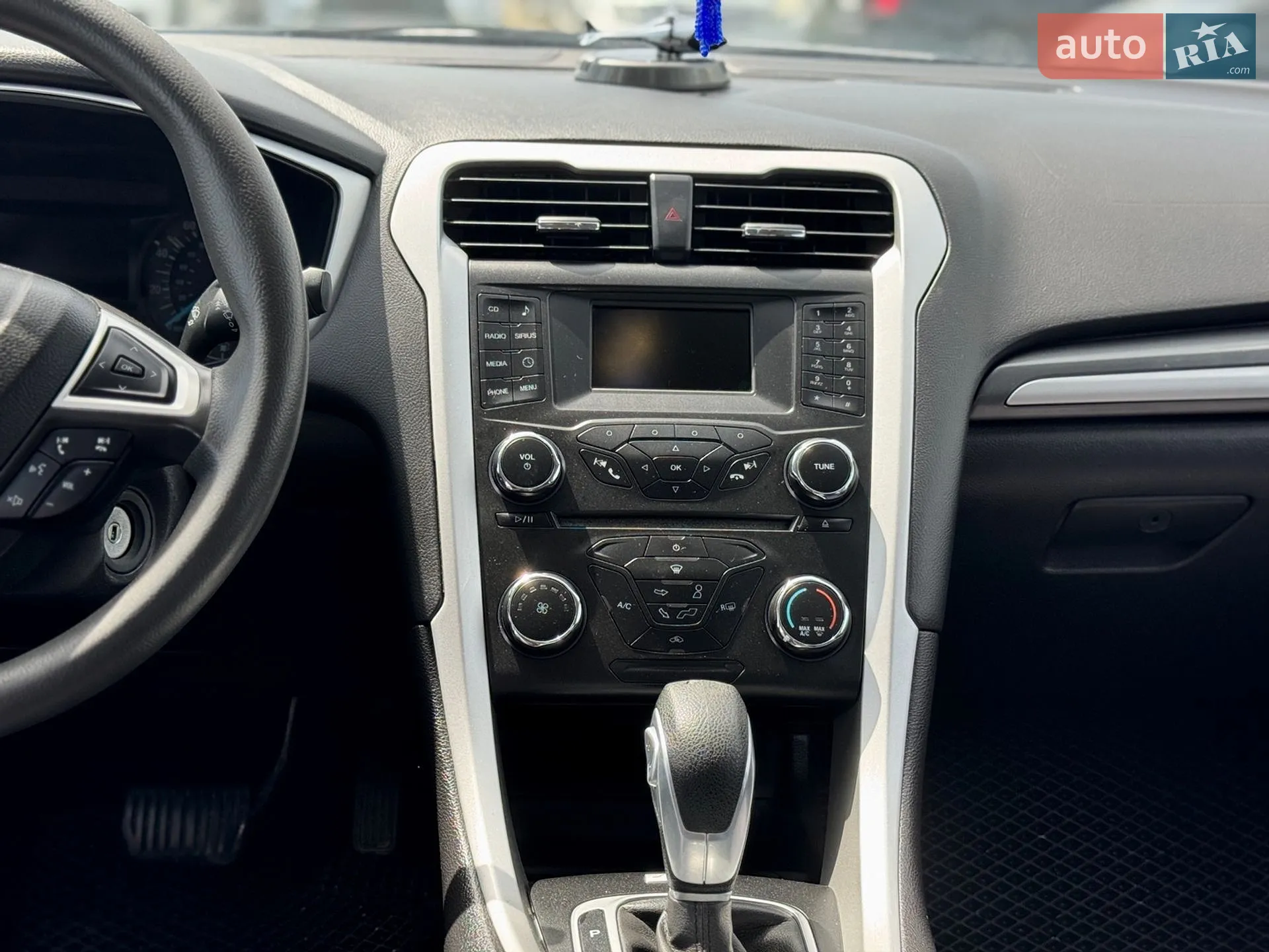 2015 Ford Fusion - мініатюра 26