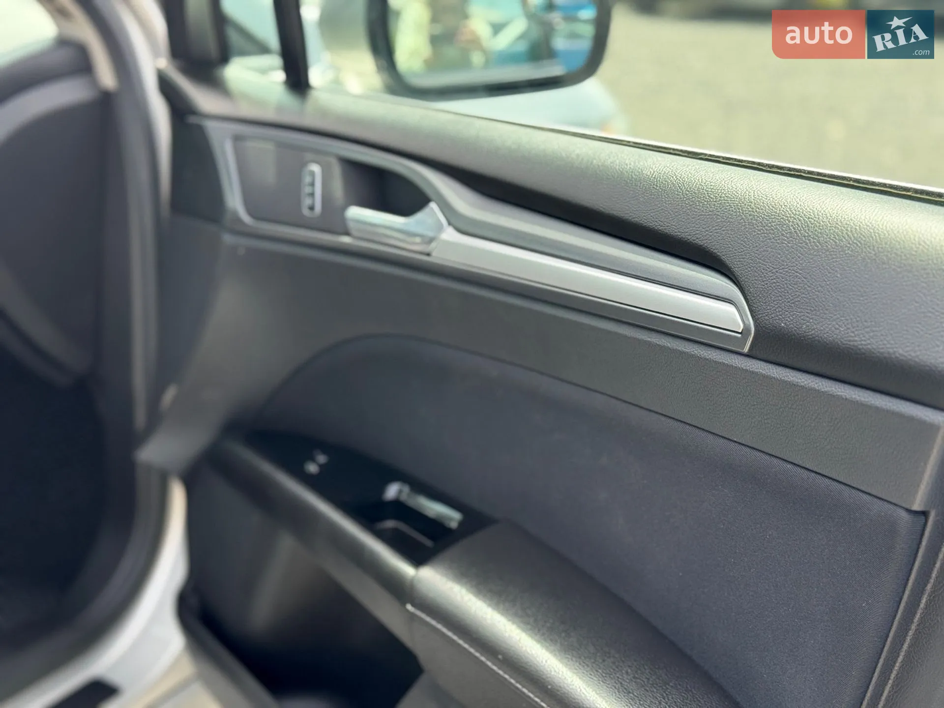 2015 Ford Fusion - мініатюра 29