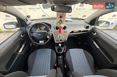 Хэтчбек Ford Fusion 2008 в Виннице