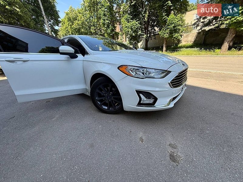 Седан Ford Fusion 2020 в Харкові