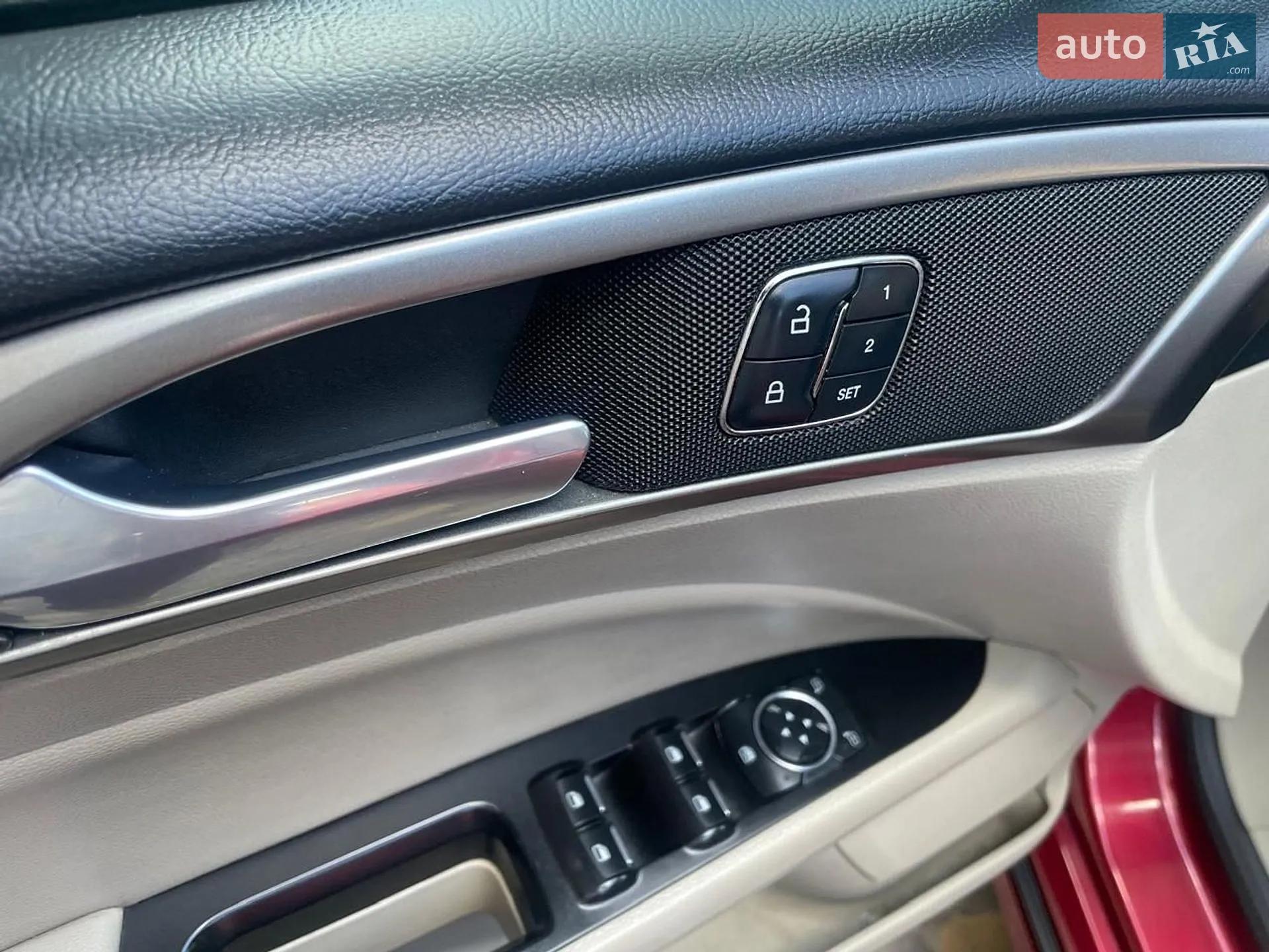 2016 Ford Fusion - мініатюра 22