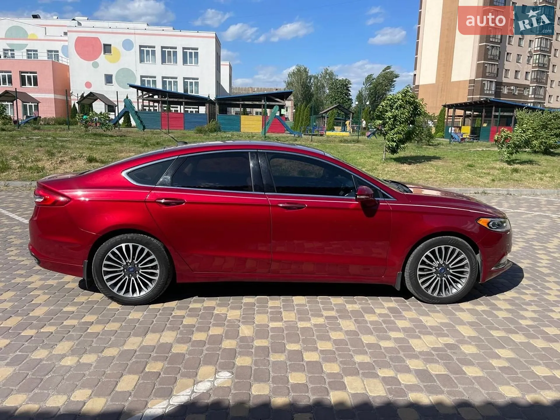 2016 Ford Fusion - мініатюра 32