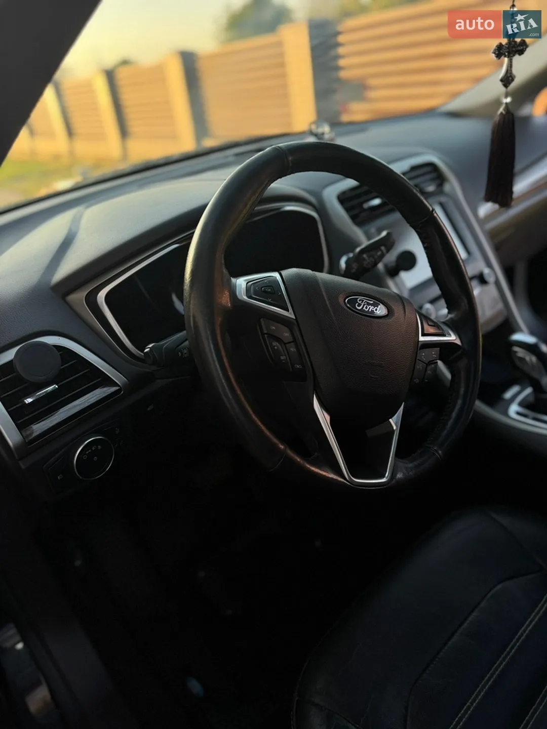 2013 Ford Fusion - мініатюра 23