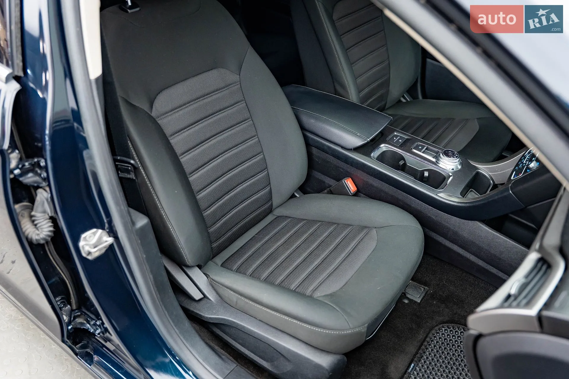 2019 Ford Fusion - мініатюра 25
