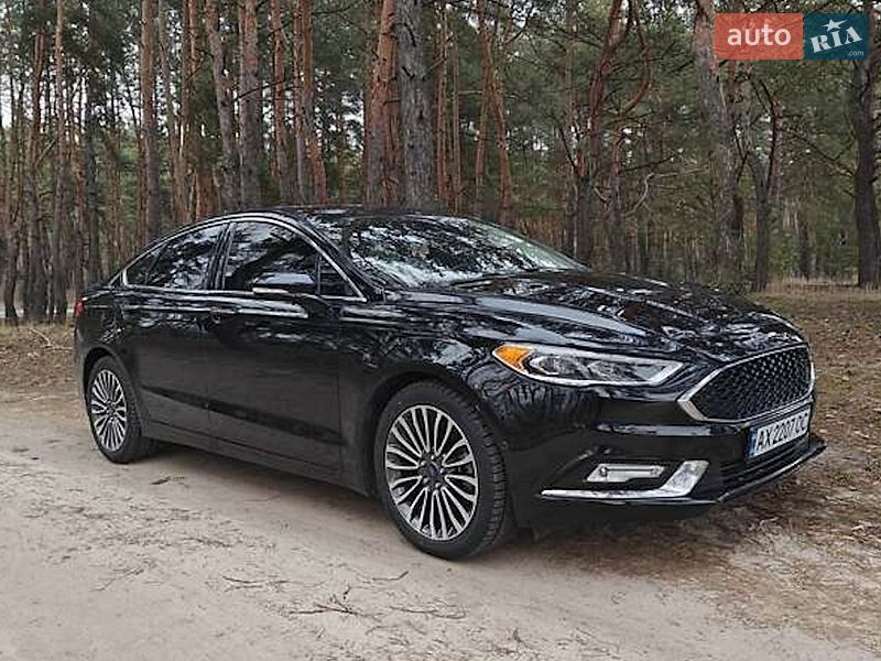 Седан Ford Fusion 2017 в Львове