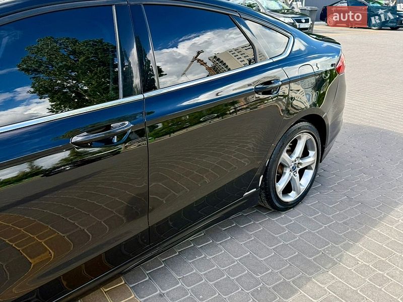 Седан Ford Fusion 2015 в Харькове