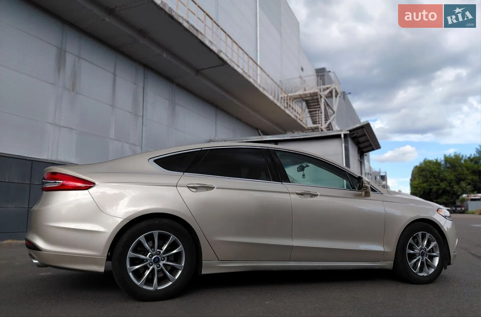 2017 Ford Fusion - мініатюра 44