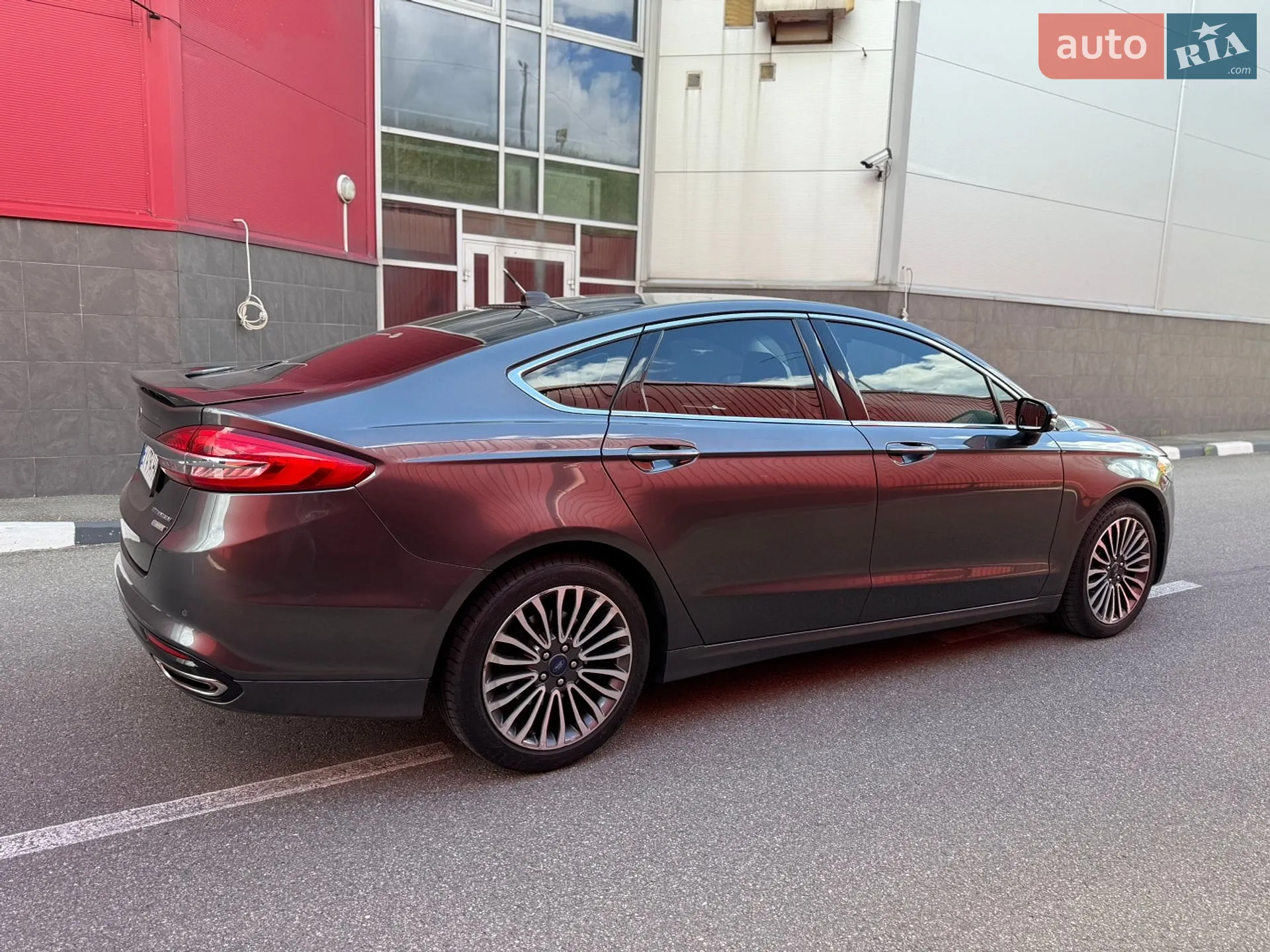 2016 Ford Fusion - мініатюра 16