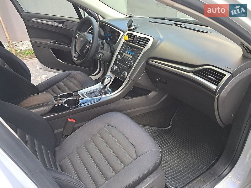 Седан Ford Fusion 2013 в Івано-Франківську