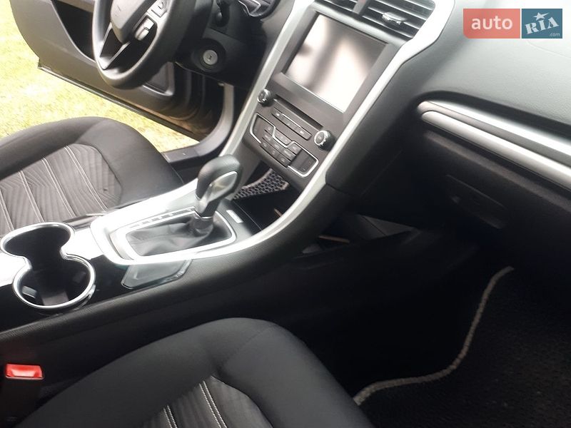 Седан Ford Fusion 2015 в Золочеве