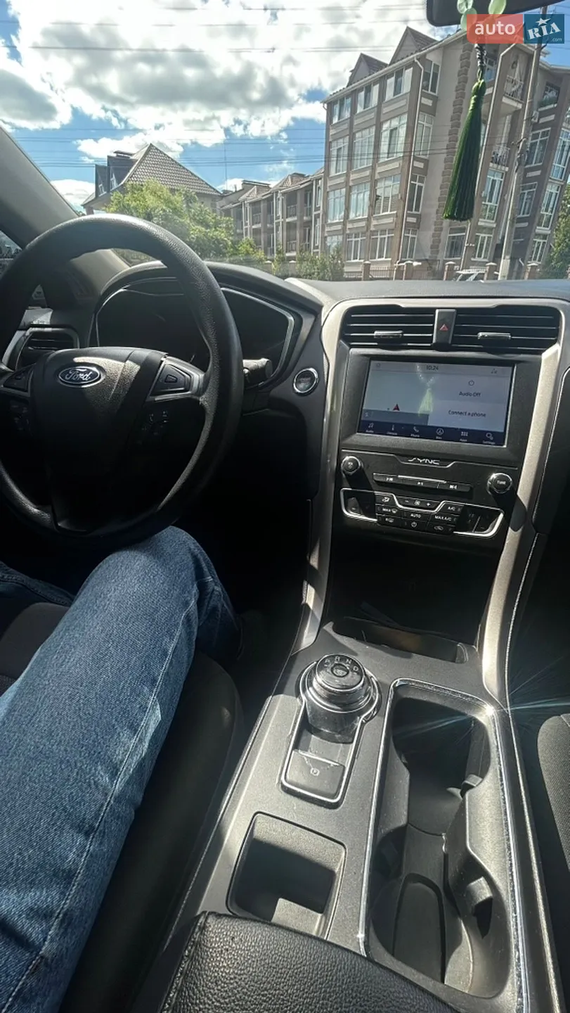 2020 Ford Fusion - мініатюра 23