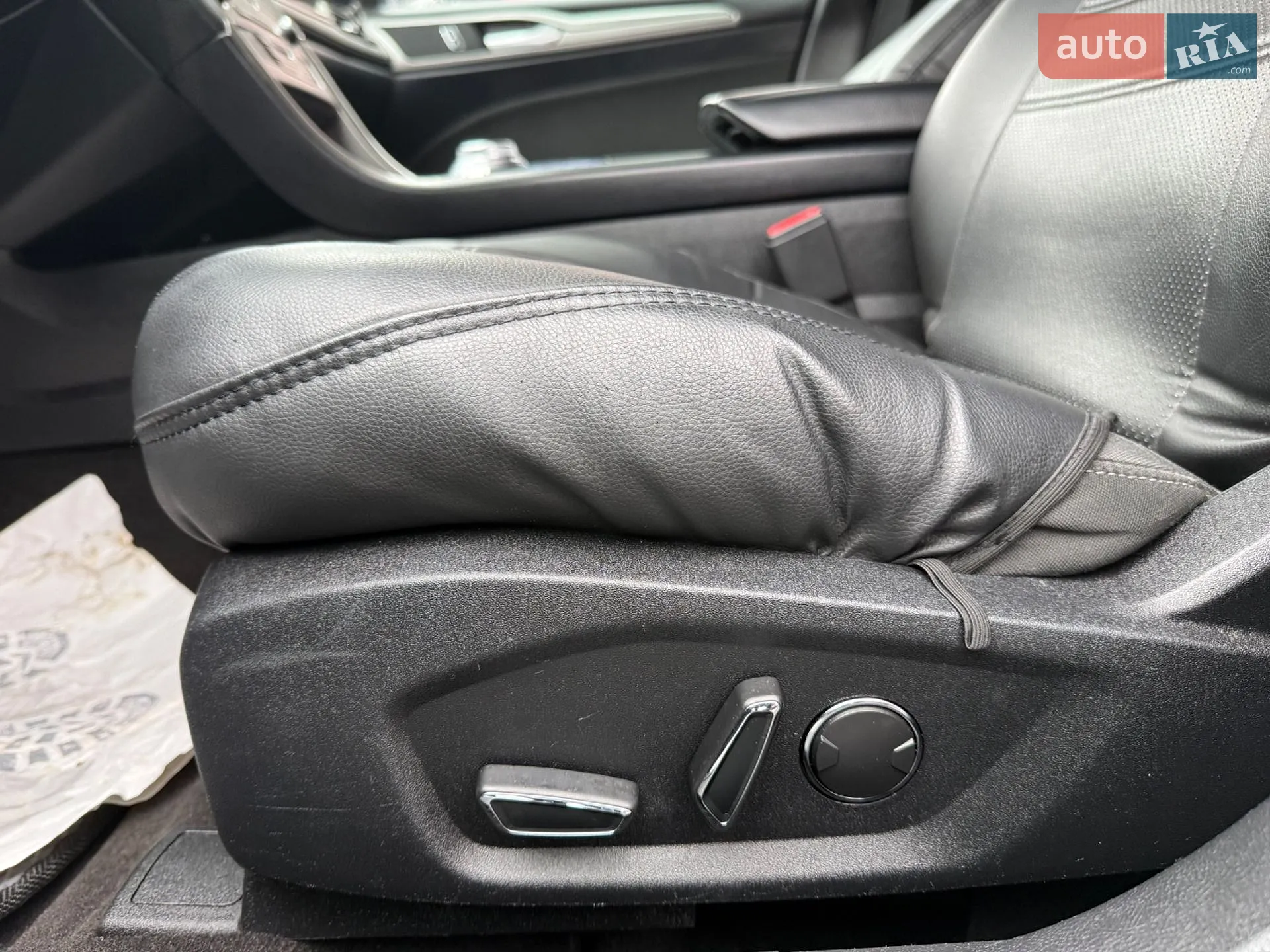 2019 Ford Fusion - мініатюра 12