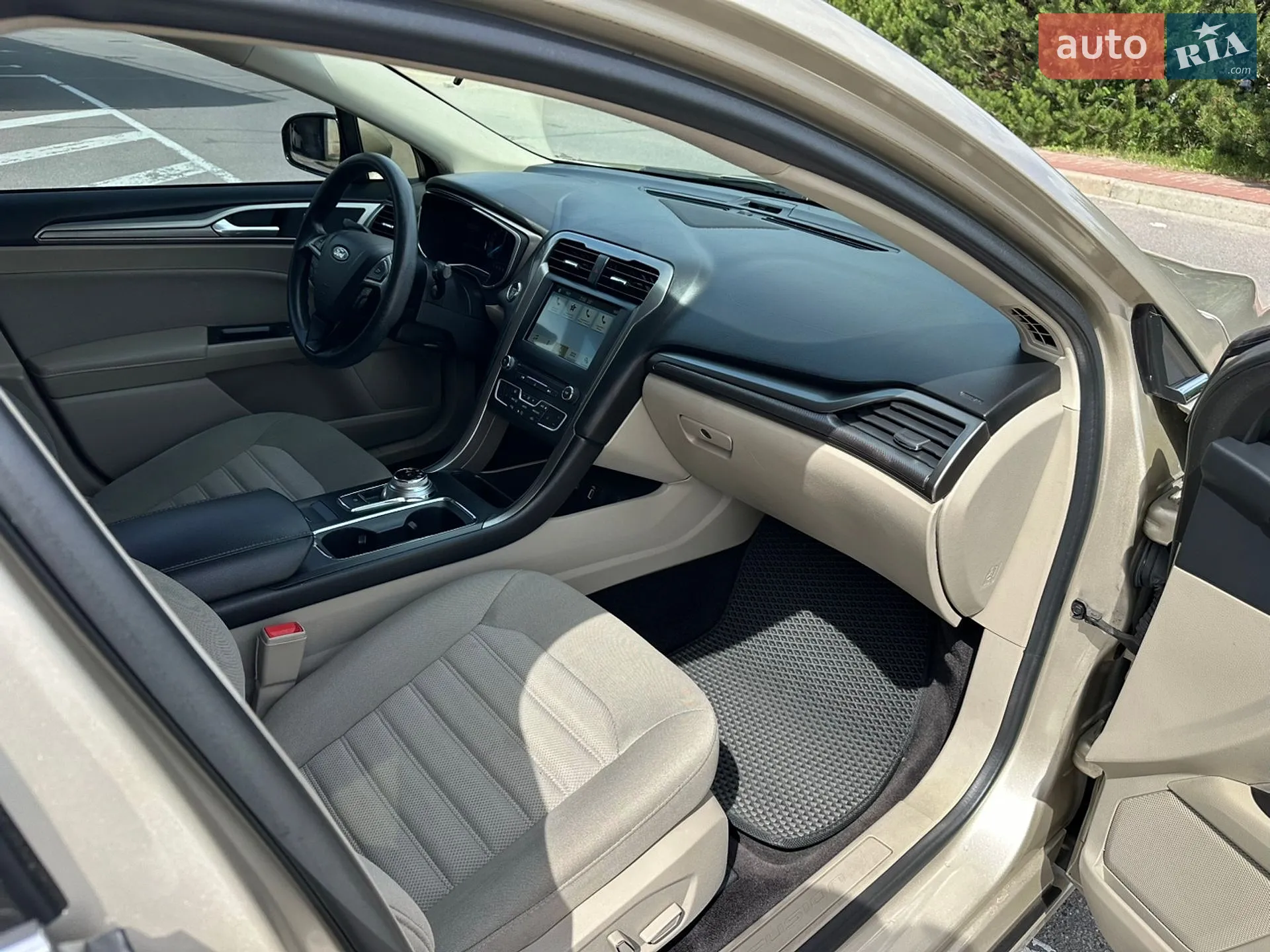 2016 Ford Fusion - мініатюра 27
