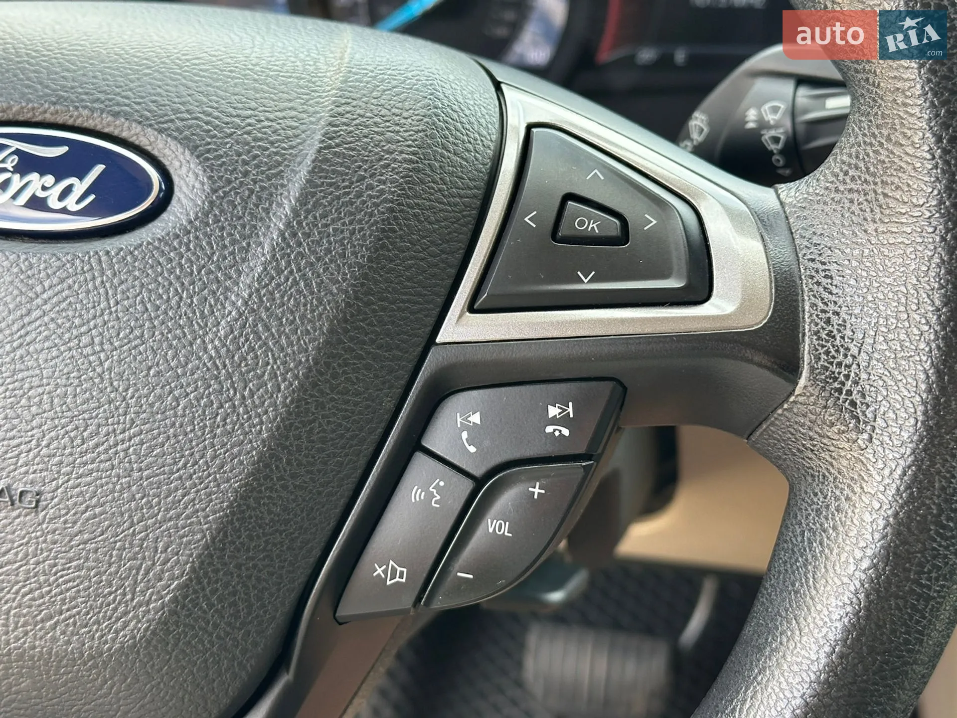 2016 Ford Fusion - мініатюра 35