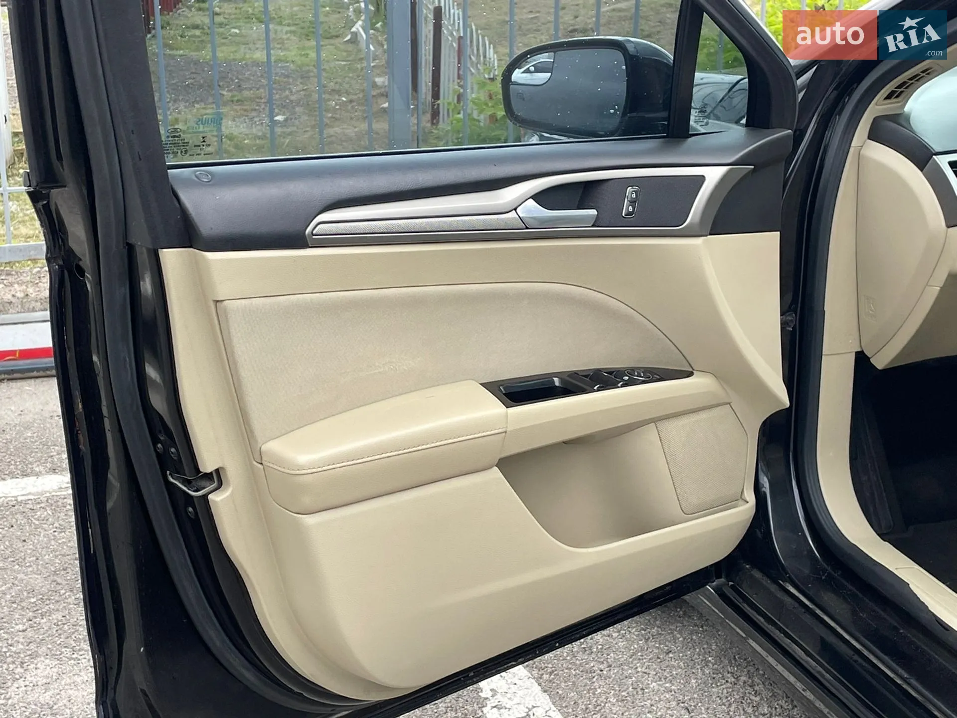 2012 Ford Fusion - мініатюра 23