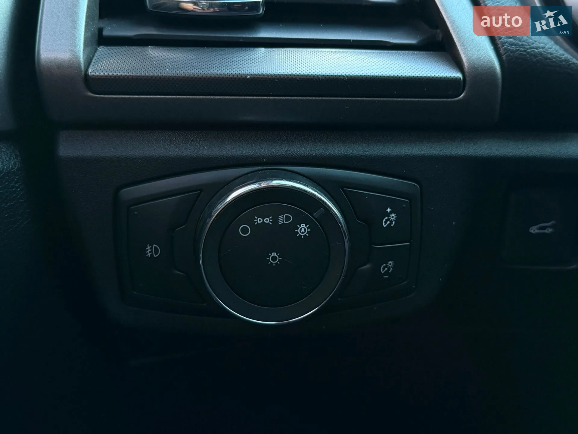 2017 Ford Fusion - мініатюра 39