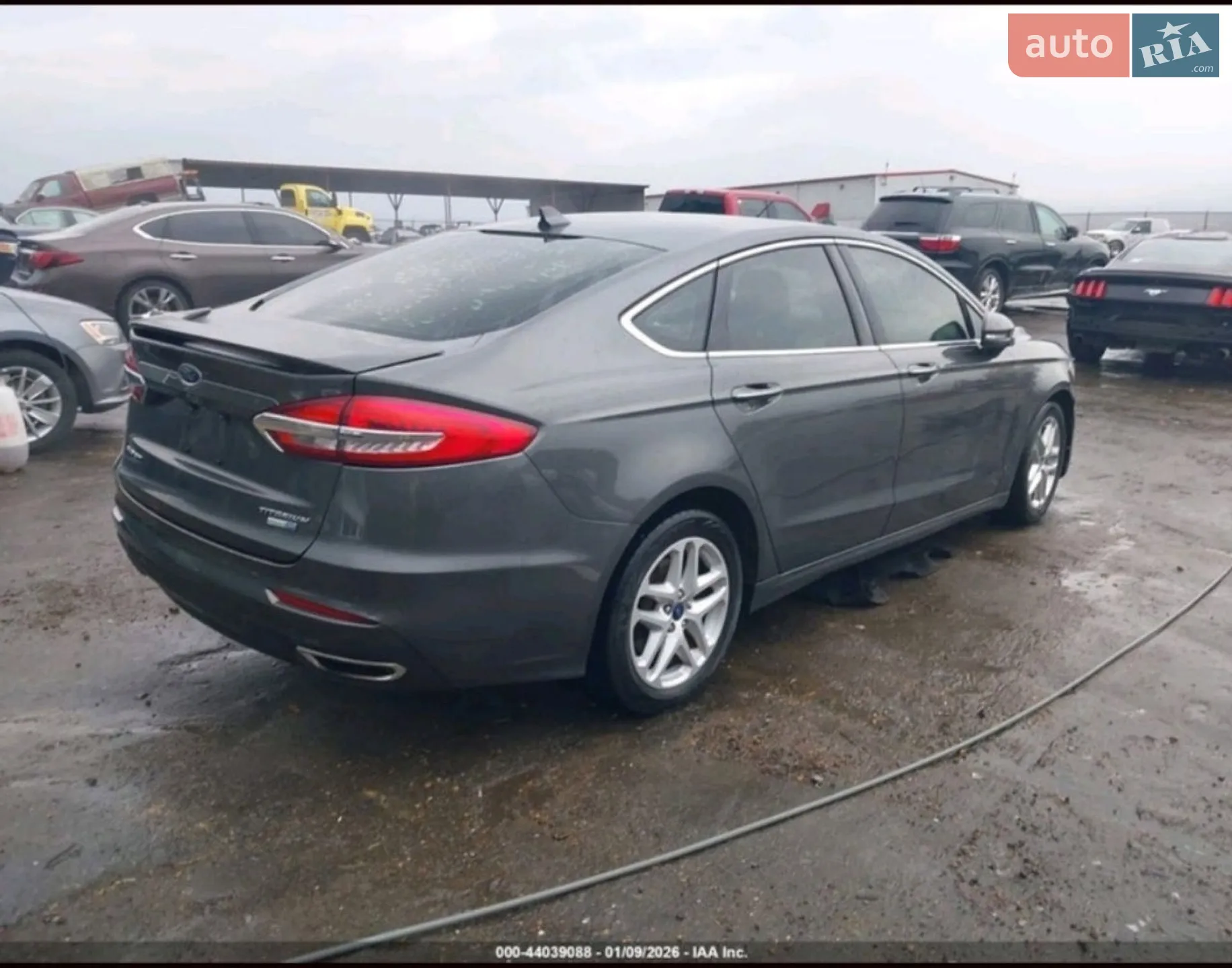 2020 Ford Fusion - фото 1