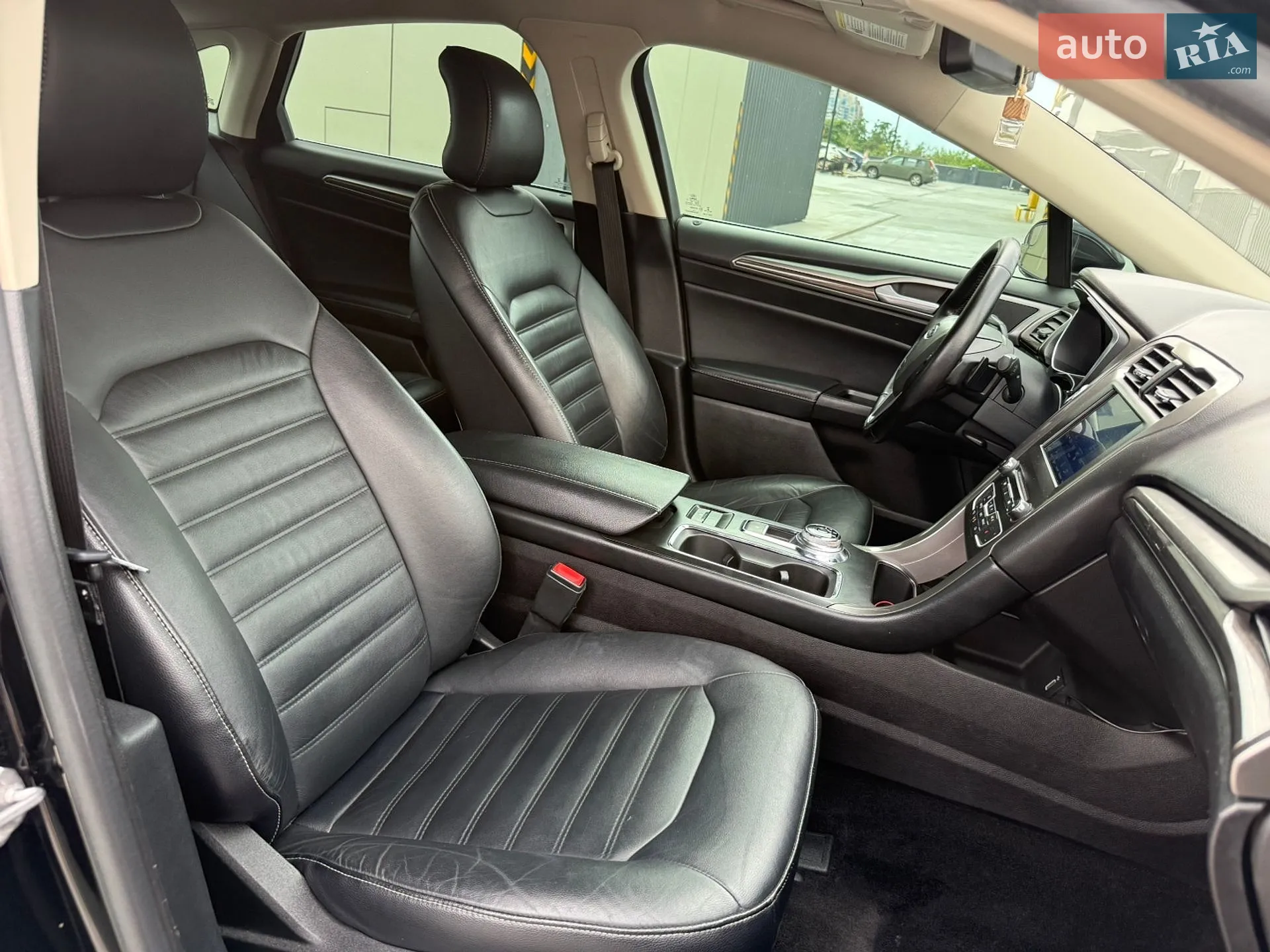 2017 Ford Fusion - мініатюра 32