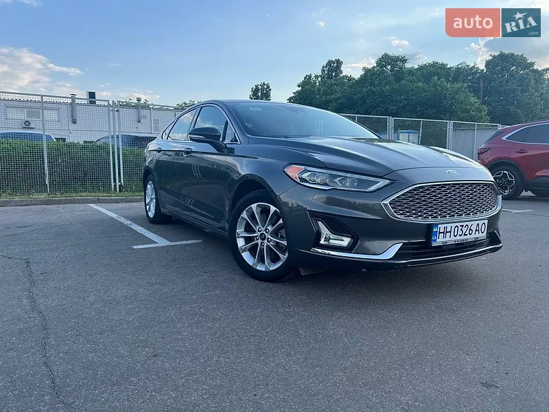Ford Fusion 2019 VIN 3FA6P0RU2KR220325 фото оголошення 2 з 20