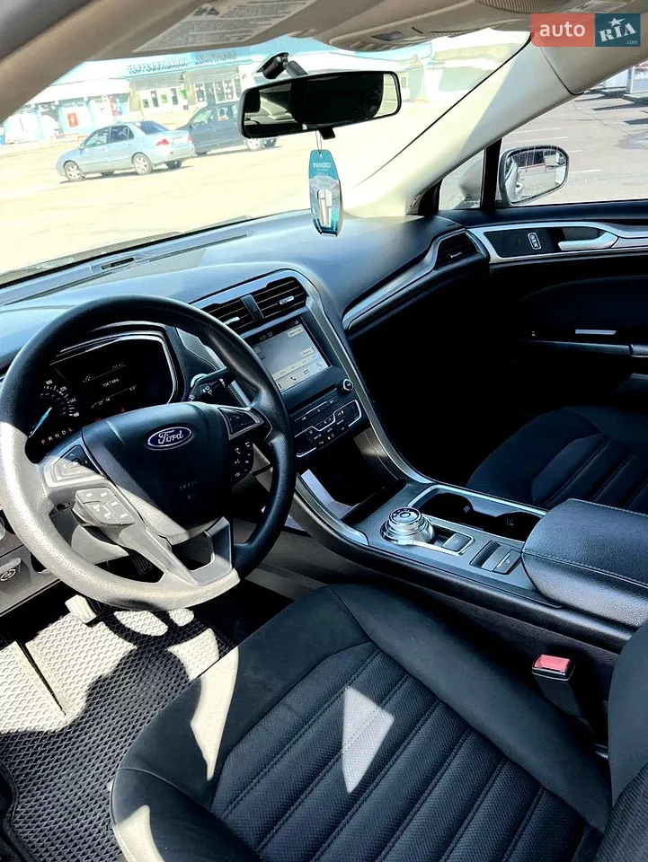 2016 Ford Fusion - мініатюра 23