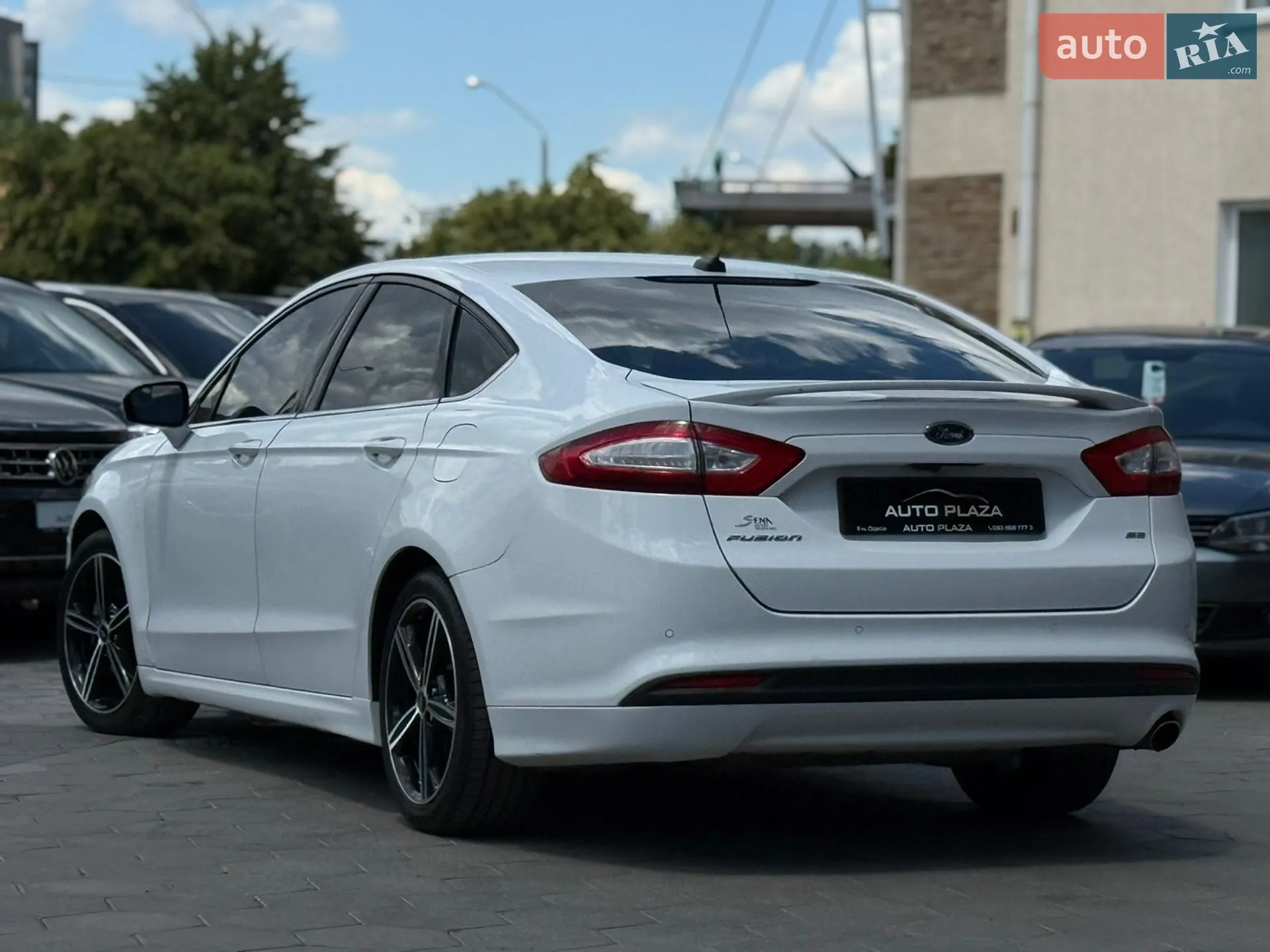 2015 Ford Fusion - мініатюра 26
