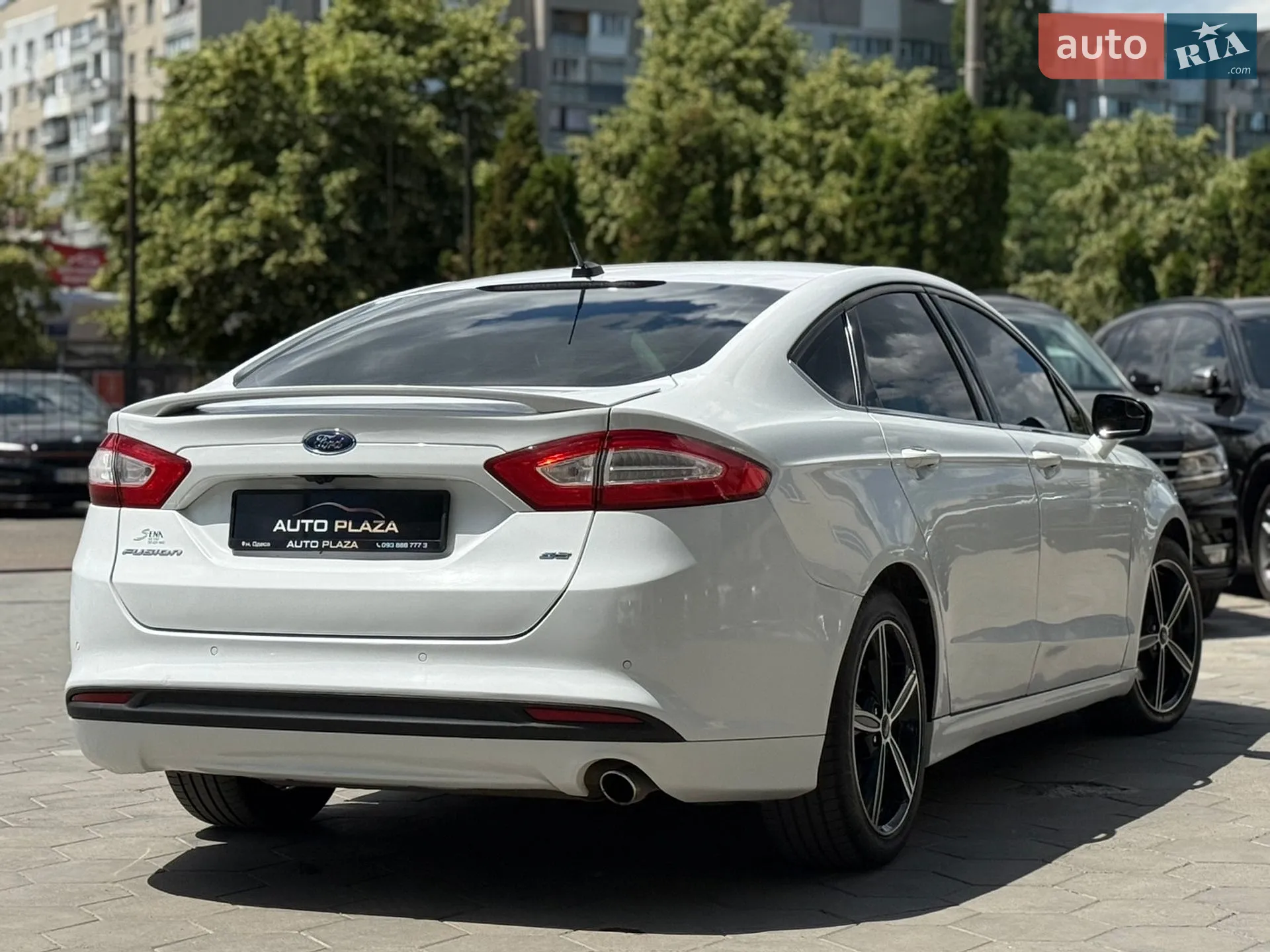 2015 Ford Fusion - мініатюра 32
