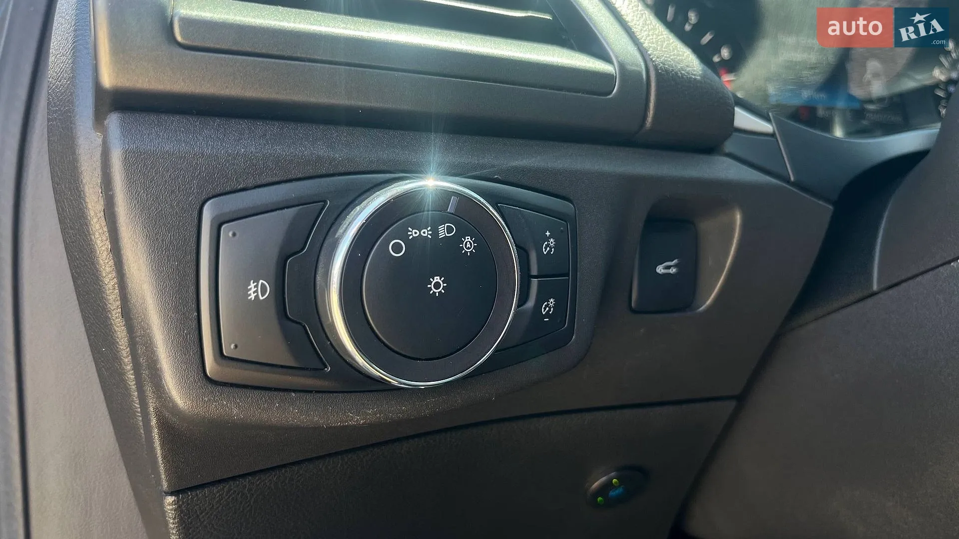 2014 Ford Fusion - мініатюра 17