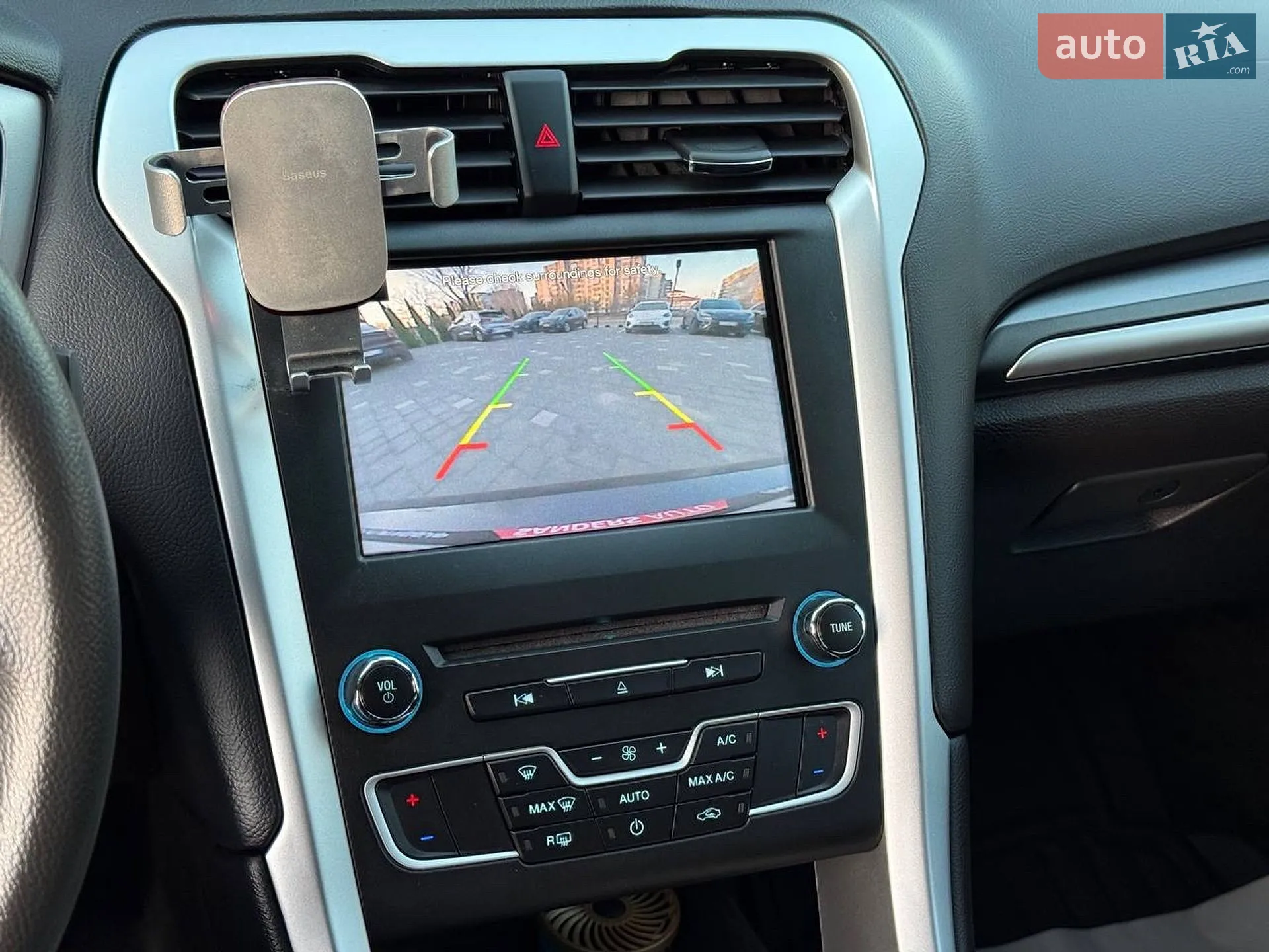 2016 Ford Fusion - мініатюра 16