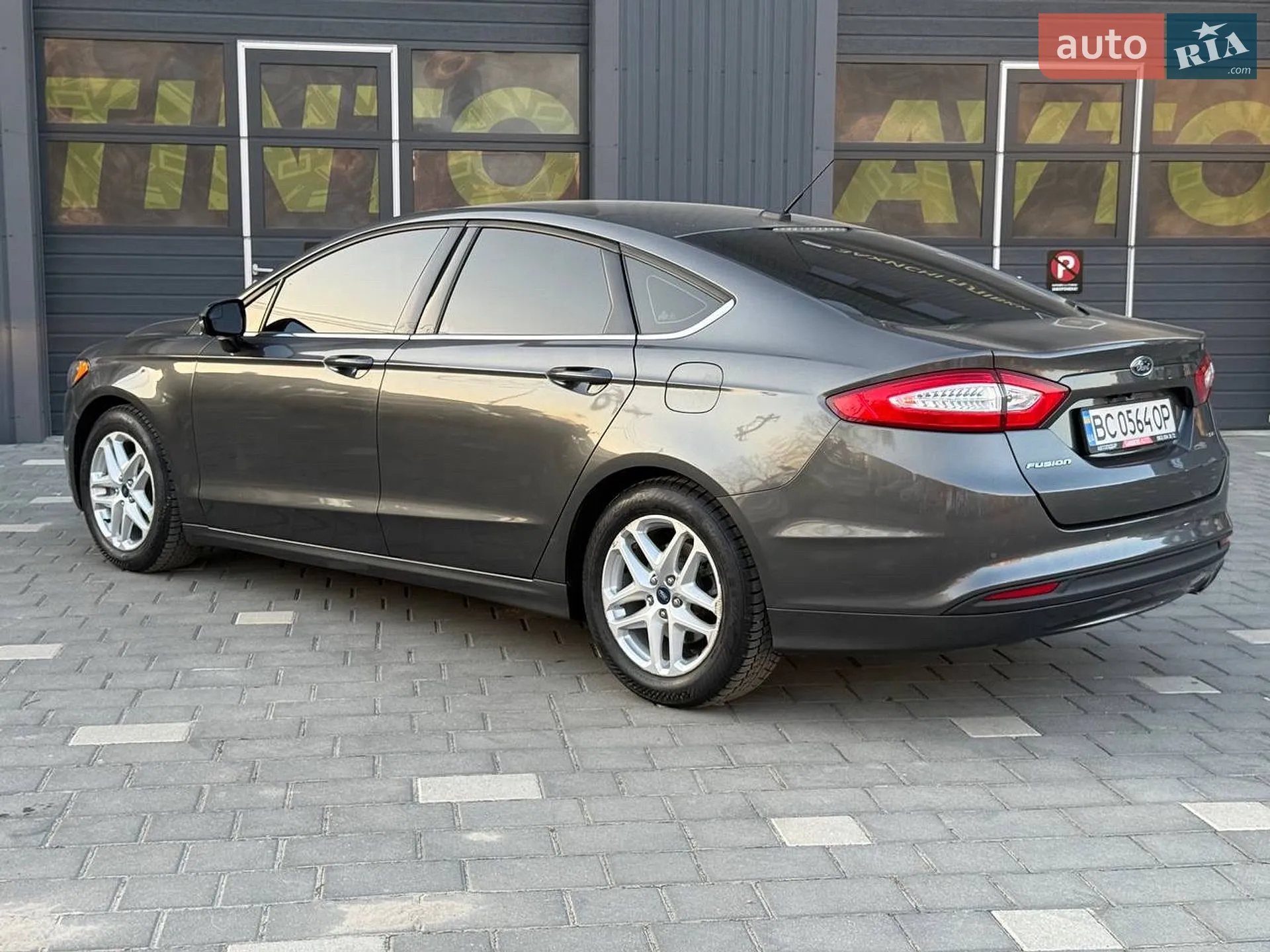 2016 Ford Fusion - мініатюра 6