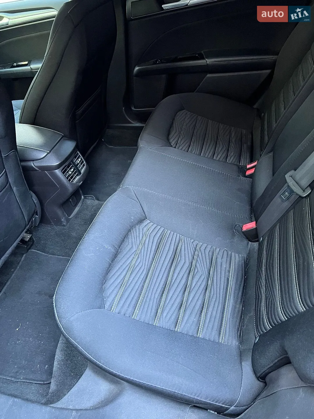 2016 Ford Fusion - мініатюра 8