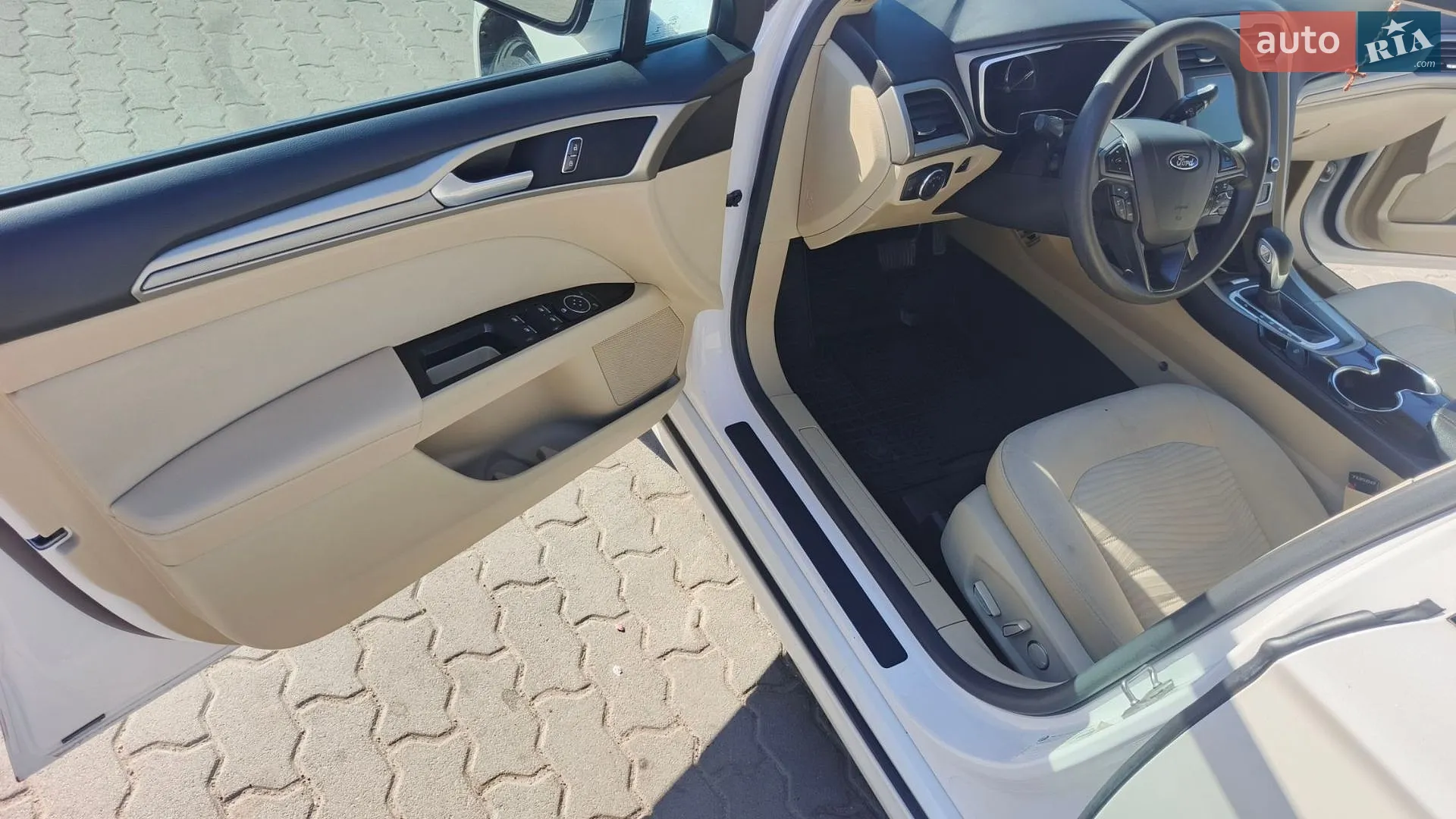 2015 Ford Fusion - мініатюра 15