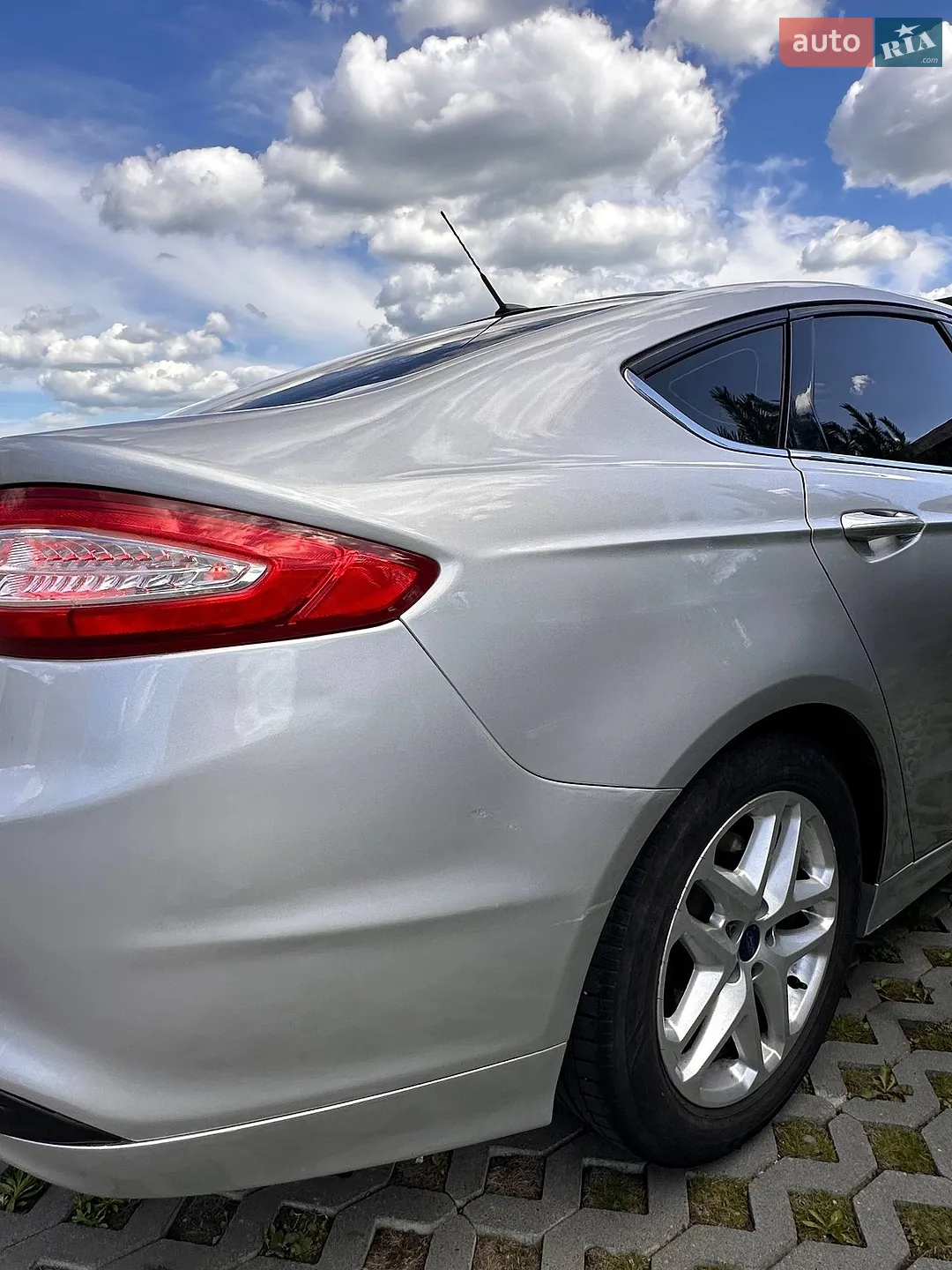 2015 Ford Fusion - мініатюра 4