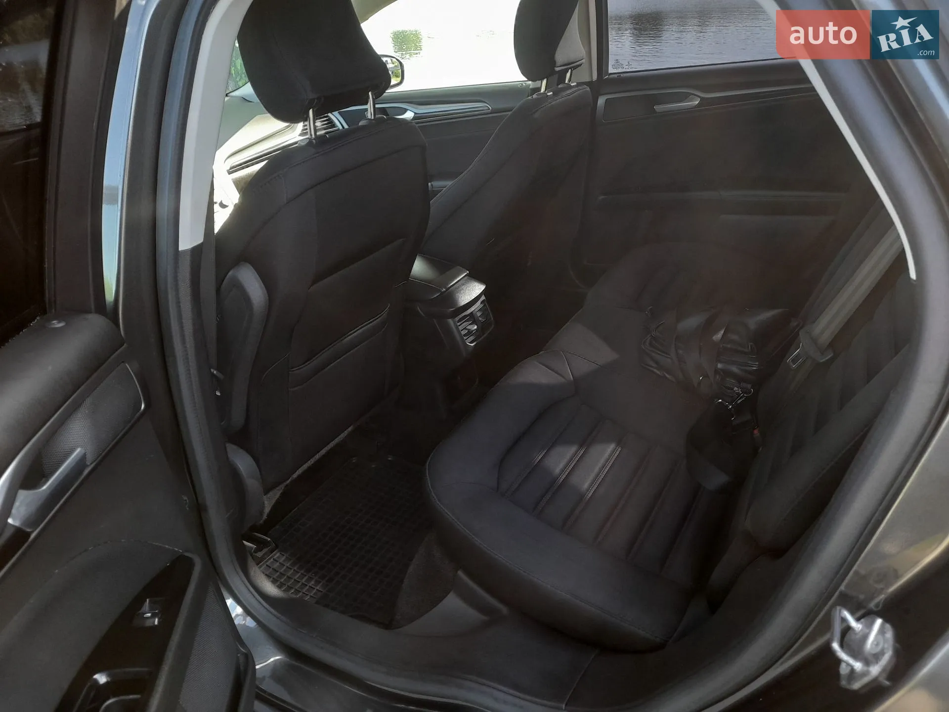 2015 Ford Fusion - мініатюра 17