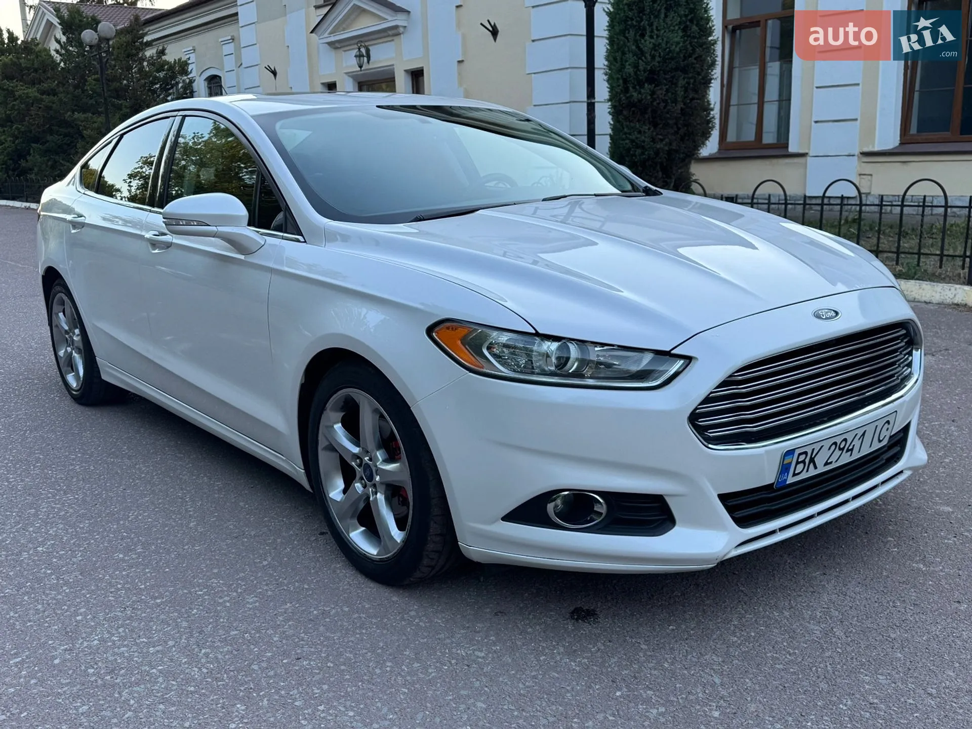 2013 Ford Fusion - мініатюра 10
