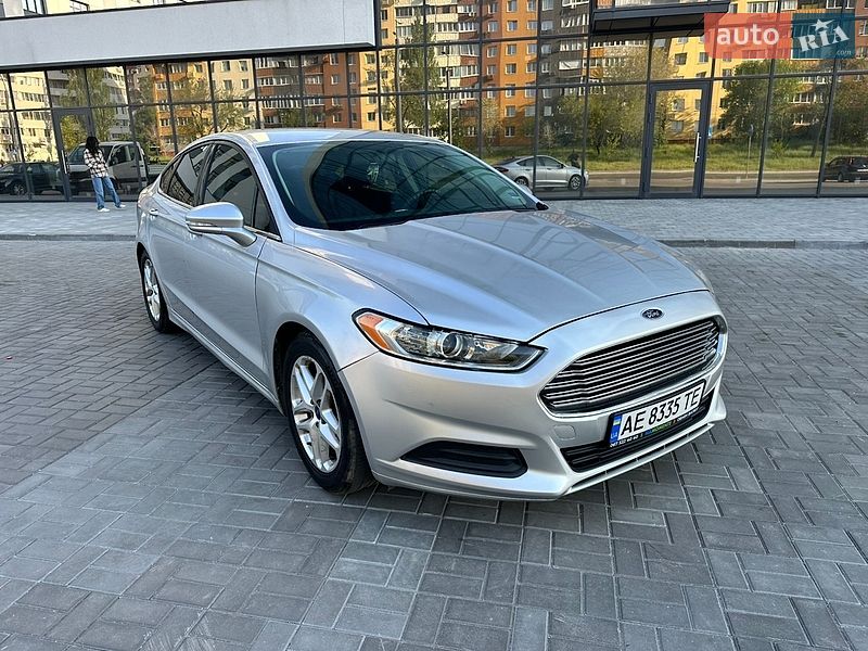 Седан Ford Fusion 2014 в Днепре